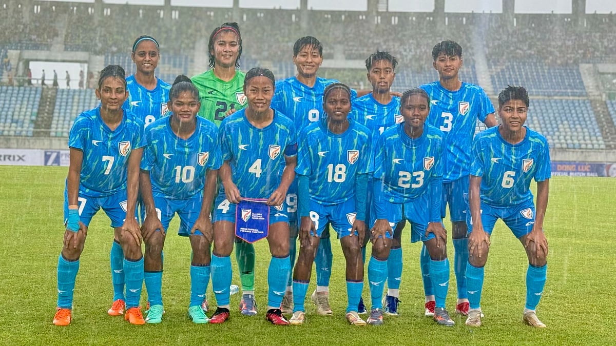 X | Indian Football Team 
 : India National Women's Football Team. 